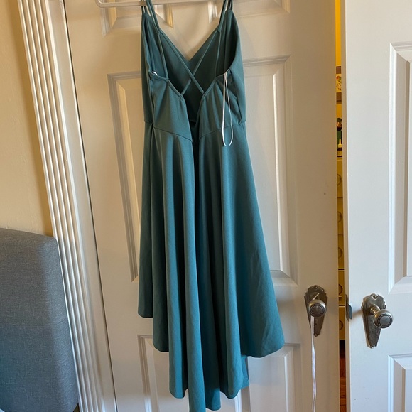 Formal dress - Picture 2 of 2